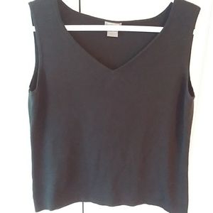 Ann Taylor v neck sleeveless sweater